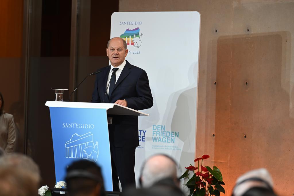 Chancellor Olaf Scholz: "Sant'Egidio has never resigned itself to logic of war. I share your confidence and your goal: the Audacity of Peace"